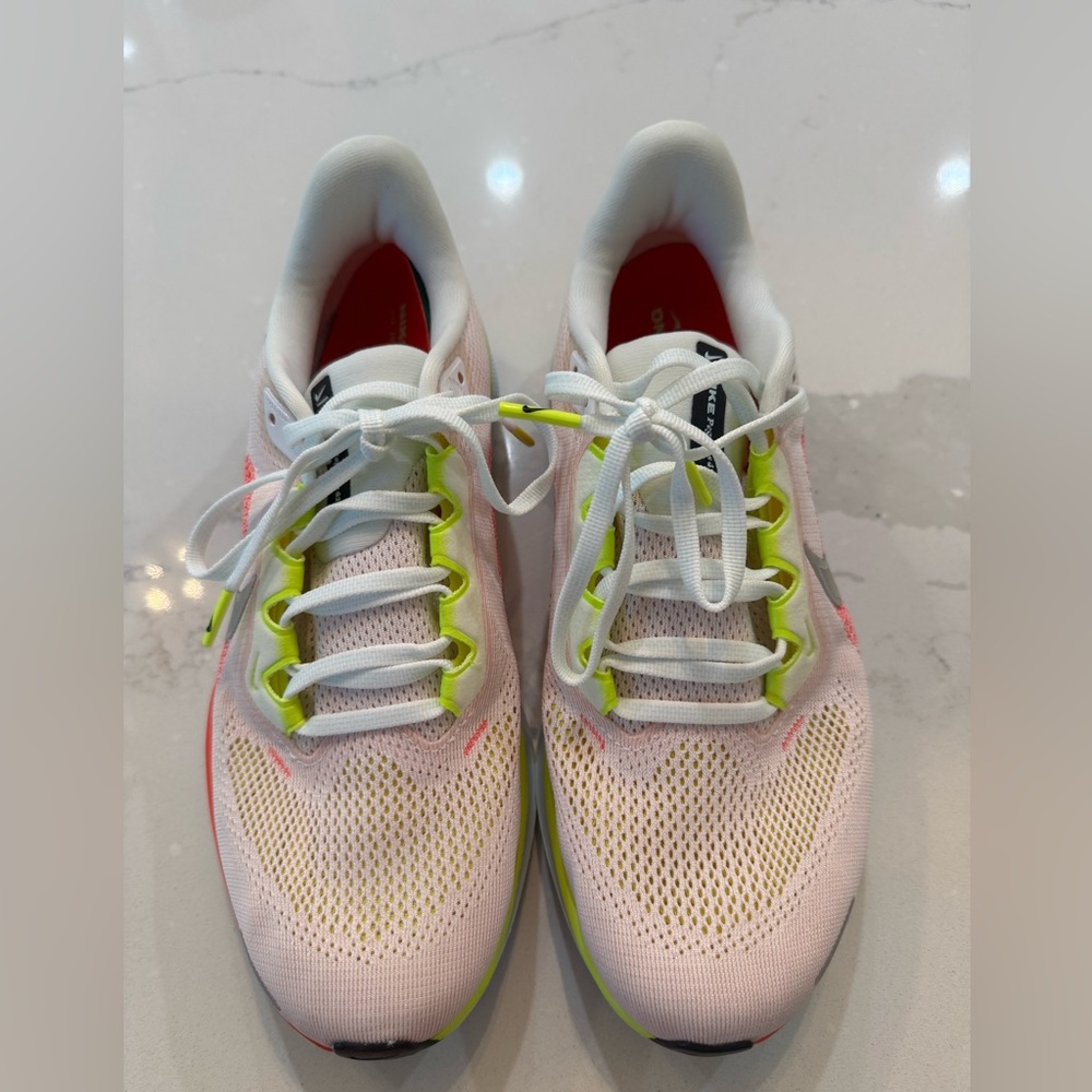 Women’s Nike Pegasus 41 sz 8.5